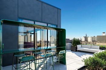 Rentable Rooftop Terrace at 23rd Place Apartments, Chicago, IL